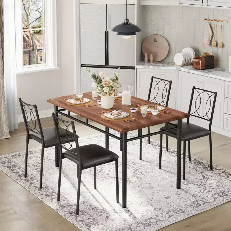 Table de salle à manger de ferme pour 4 avec 4 chaises rembourrées, table de cuisine en bois robuste, meuble de salle à manger compact pour appartement