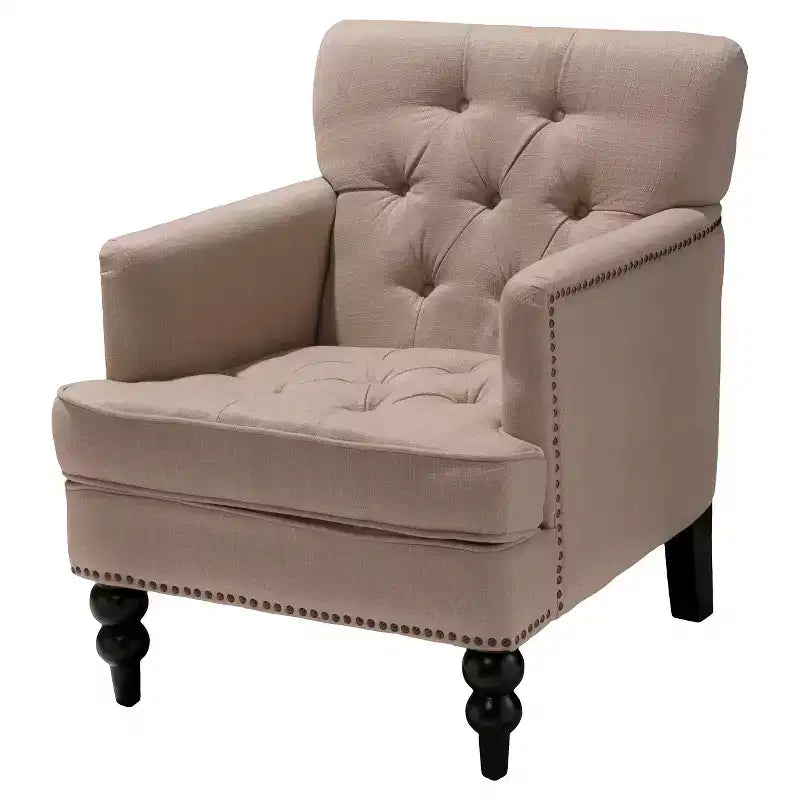 Fauteuil Club avec dossier capitonné et clous décoratifs