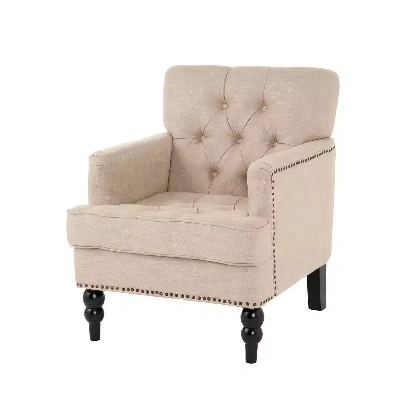 Fauteuil Club avec dossier capitonné et clous décoratifs
