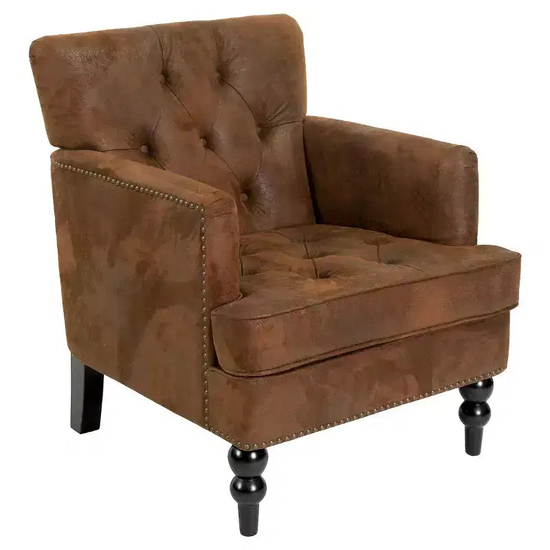 Fauteuil Club avec dossier capitonné et clous décoratifs
